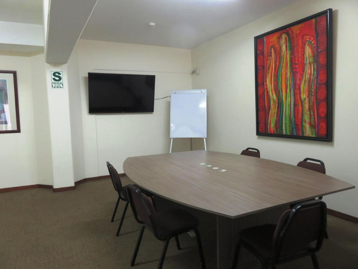 J&A Classic Hotel Lima Exterior photo A meeting room at the University of the Free State