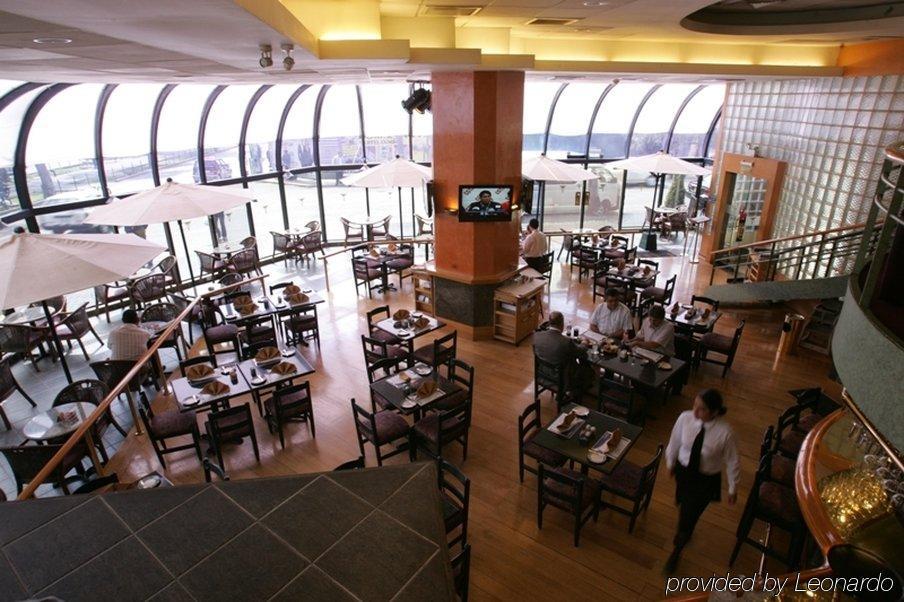 J&A Classic Hotel Lima Restaurant photo The restaurant